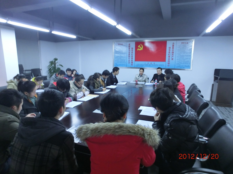 深入交流促融入，諄諄囑托盼成長